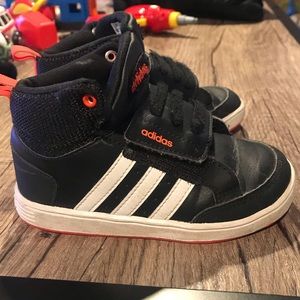 Toddler boy adidas high tops size 7.
